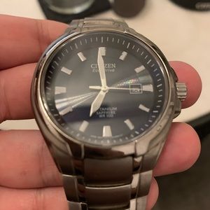 Citizen Eco-Drive Platinum Sapphire WR 100 Men’s watch